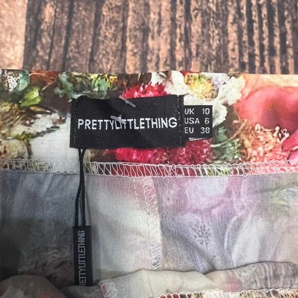 NWT PrettyLittleThing Women's Floral Wide-Leg Trousers Size 6 Multicolor‎ - Picture 2 of 3